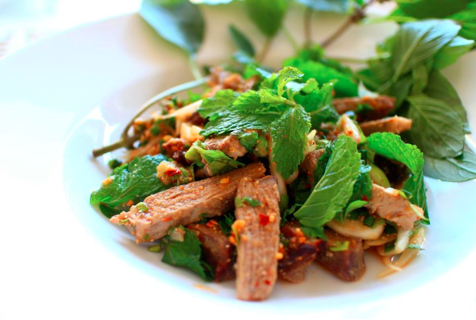 wat zab thai food | restaurant | 5000 Burnet Rd, Austin, TX 78756, USA | 5127453634 OR +1 512-745-3634