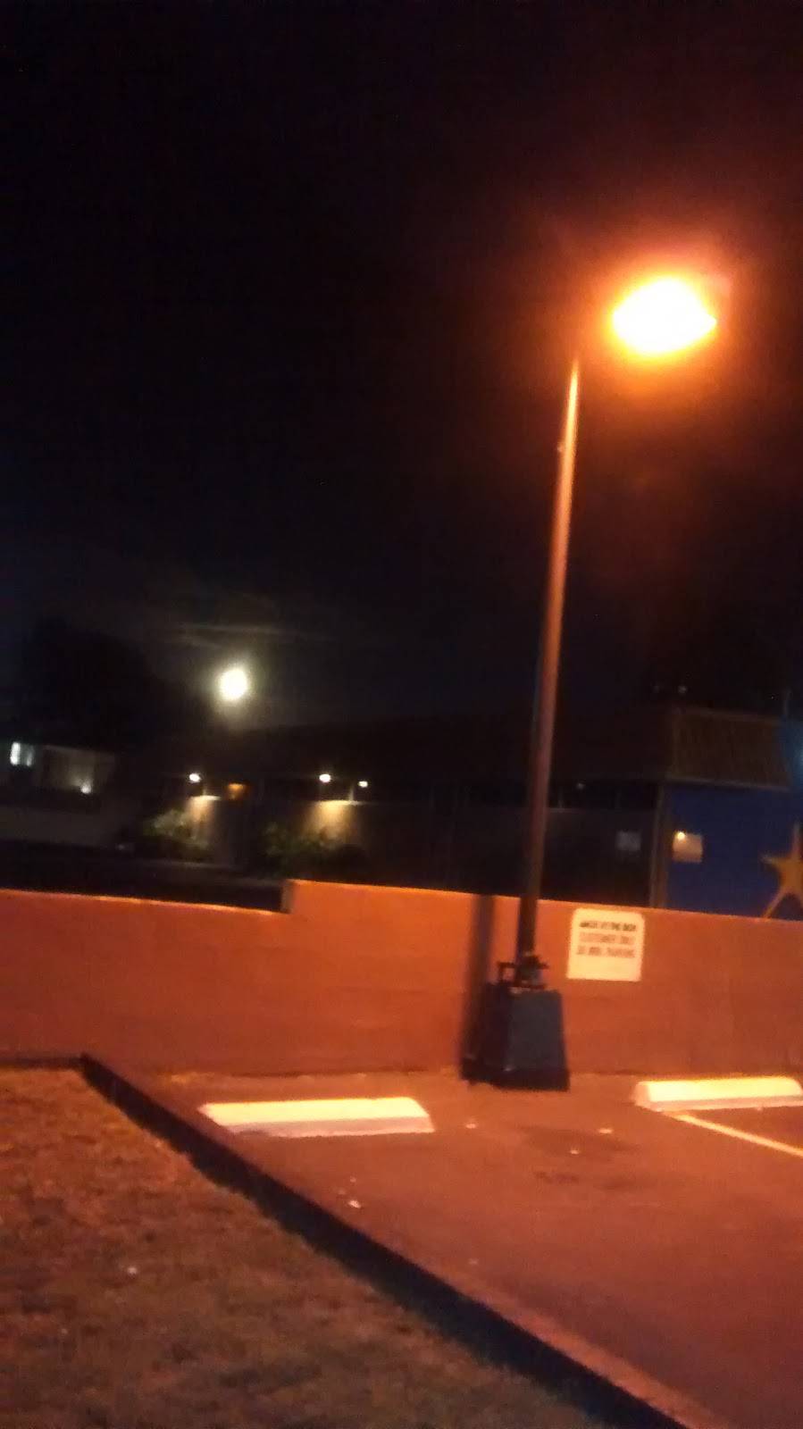 Jack in the Box | restaurant | 6042 Edinger Ave, Huntington Beach, CA 92647, USA | 7148462235 OR +1 714-846-2235