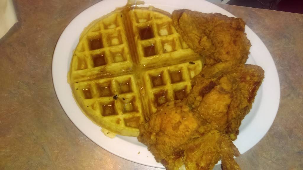 Louisiana Famous Fried Chicken | restaurant | 61 E Waterloo Rd, Akron, OH 44319, USA | 2347182484 OR +1 234-718-2484