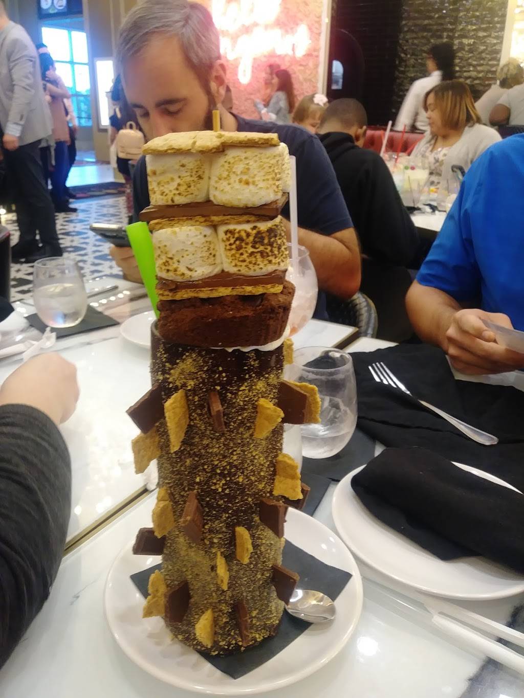 Sugar Factory - Tampa | restaurant | 5223 Orient Rd, Tampa, FL 33610, USA | 8135214262 OR +1 813-521-4262