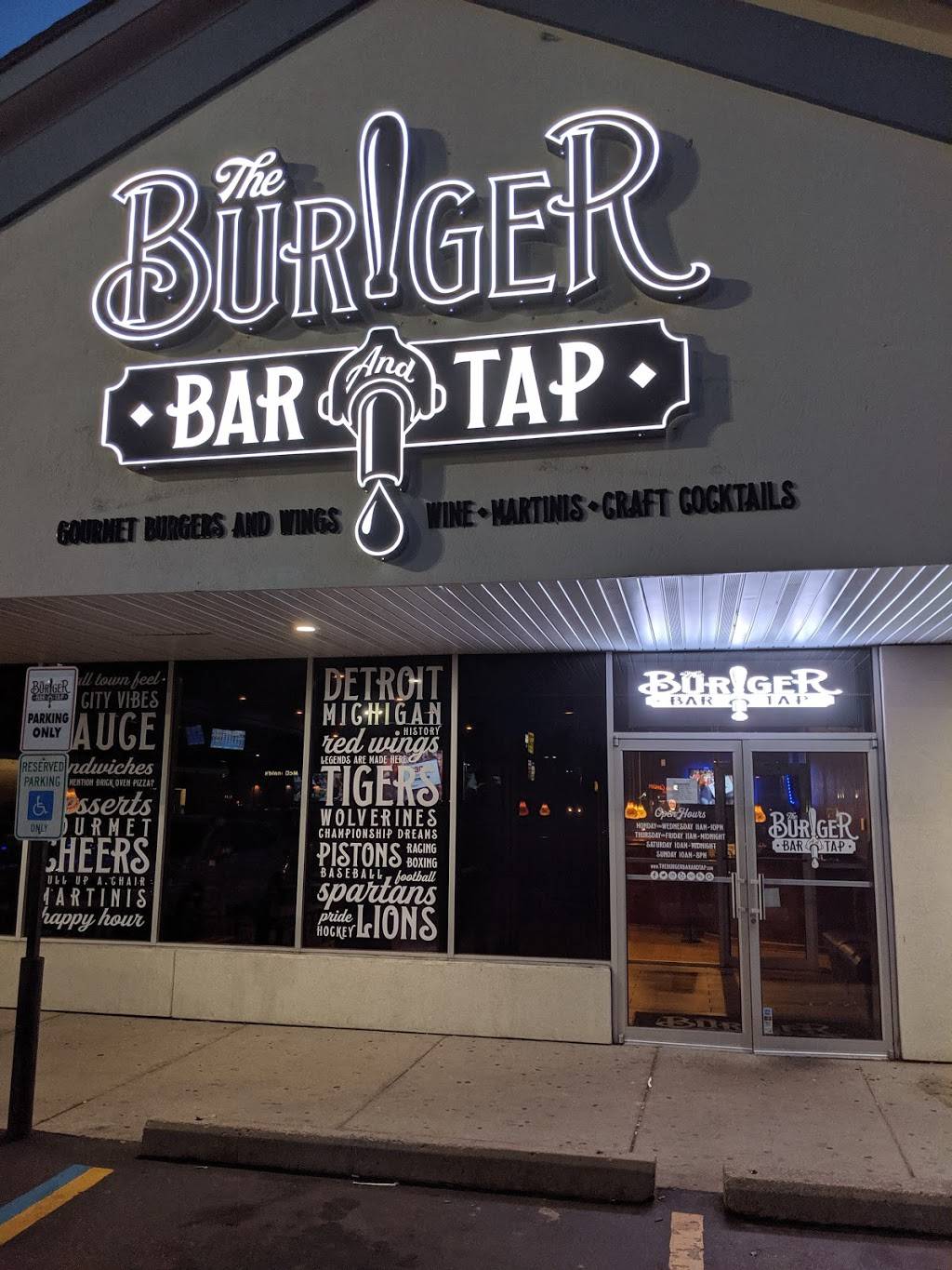 The Burger Bar & Tap | restaurant | 5516 Fenton Rd, Flint, MI 48507, USA | 8104842200 OR +1 810-484-2200