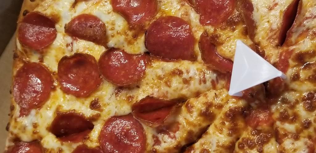Beenos Pizza | restaurant | 100 Nonquon Rd #2, Oshawa, ON L1G 3S4, Canada | 9054480664 OR +1 905-448-0664
