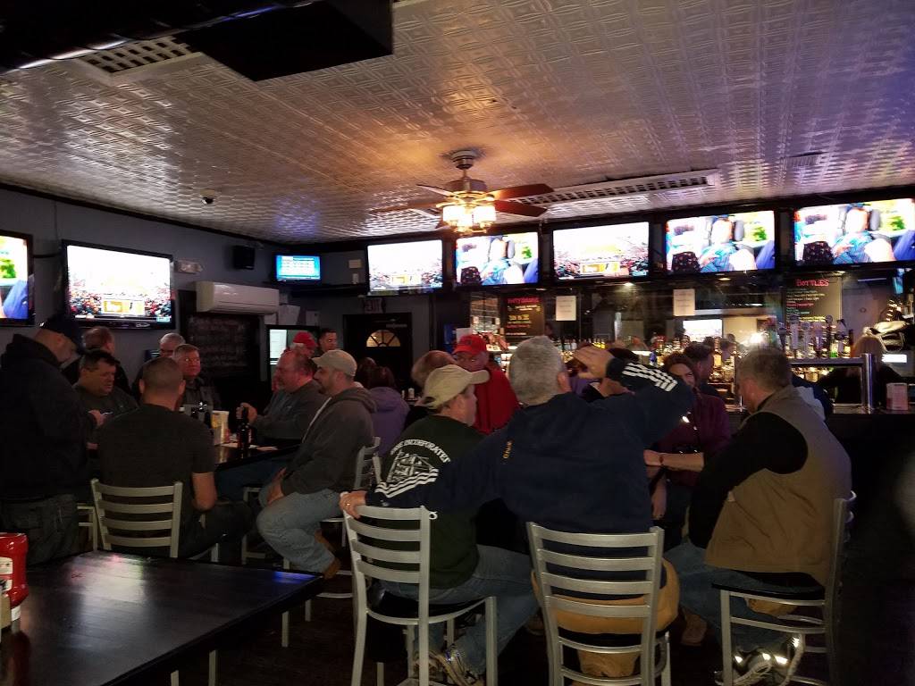 Southside Tavern | restaurant | 73 Liberty St, Quincy, MA 02169, USA | 6173280511 OR +1 617-328-0511