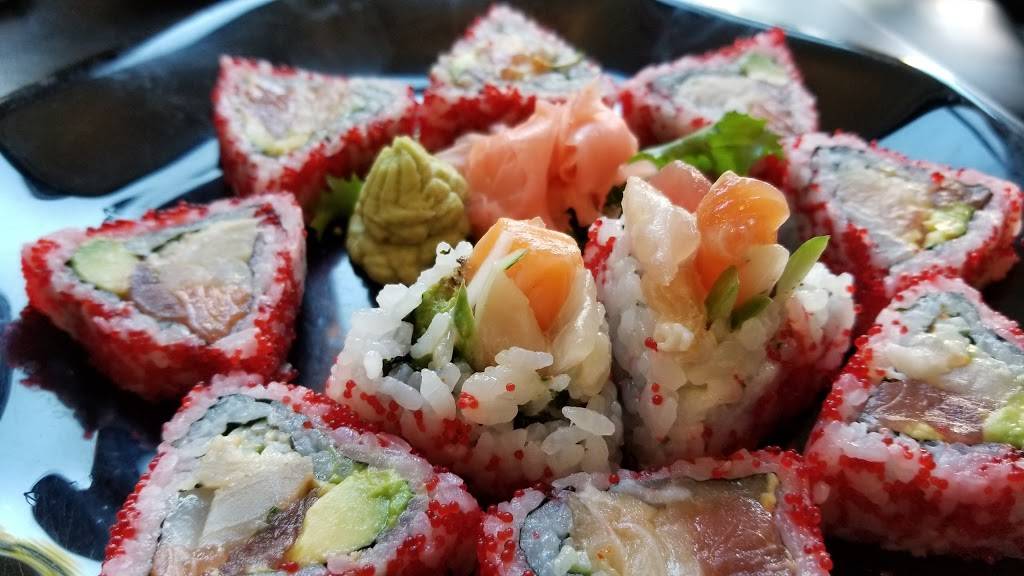 Green Tea Japanese Restaurant | restaurant | 2206 N Clark St, Chicago, IL 60614, USA | 7738838812 OR +1 773-883-8812