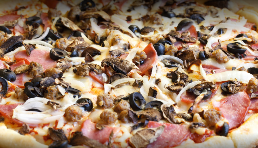 Pizza Loca | meal delivery | 961 S Long Beach Blvd, Compton, CA 90221, USA | 3105893111 OR +1 310-589-3111