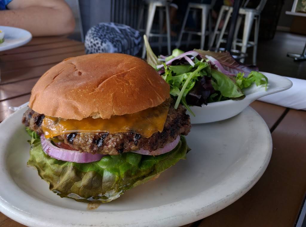 Crawdads on the River | restaurant | 1375 Garden Hwy, Sacramento, CA 95831, USA | 9169292268 OR +1 916-929-2268