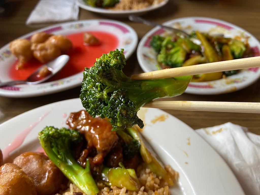 Chins Cafe | restaurant | 4200 Broadway St, Eureka, CA 95503, USA | 7074430615 OR +1 707-443-0615