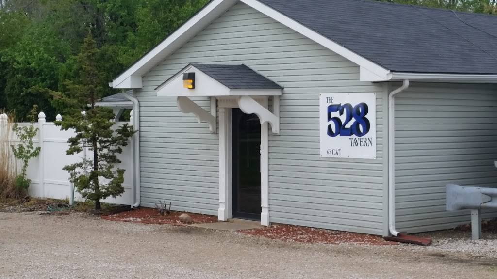 The 528 Tavern | restaurant | 111 N Lake St, Madison, OH 44057, USA | 4404286678 OR +1 440-428-6678