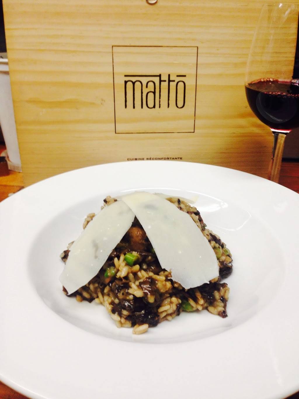 Matto | restaurant | 850 Avenue Myrand, Québec, QC G1V 2V8, Canada | 4185279444 OR +1 418-527-9444
