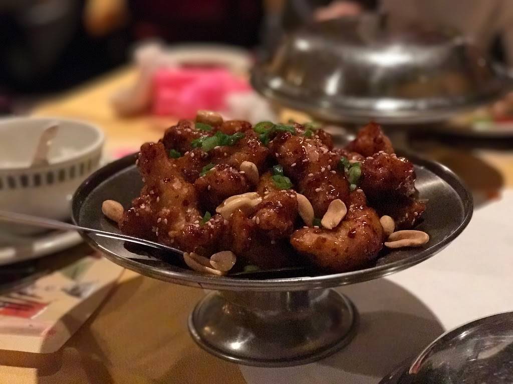 Hong Chow Restaurant | restaurant | 1959 Tecumseh Rd W, Windsor, ON N9B 1V7, Canada | 5192525669 OR +1 519-252-5669