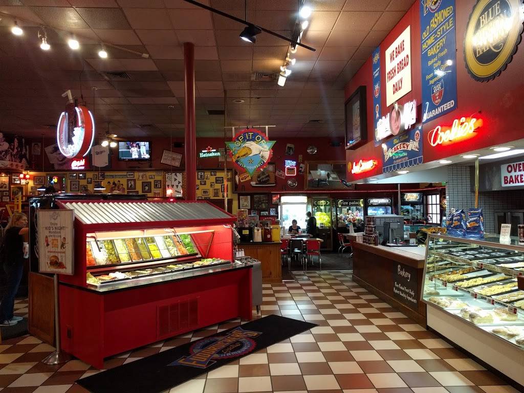 Fuddruckers | restaurant | 221 N San Fernando Blvd, Burbank, CA 91502, USA | 8188484856 OR +1 818-848-4856