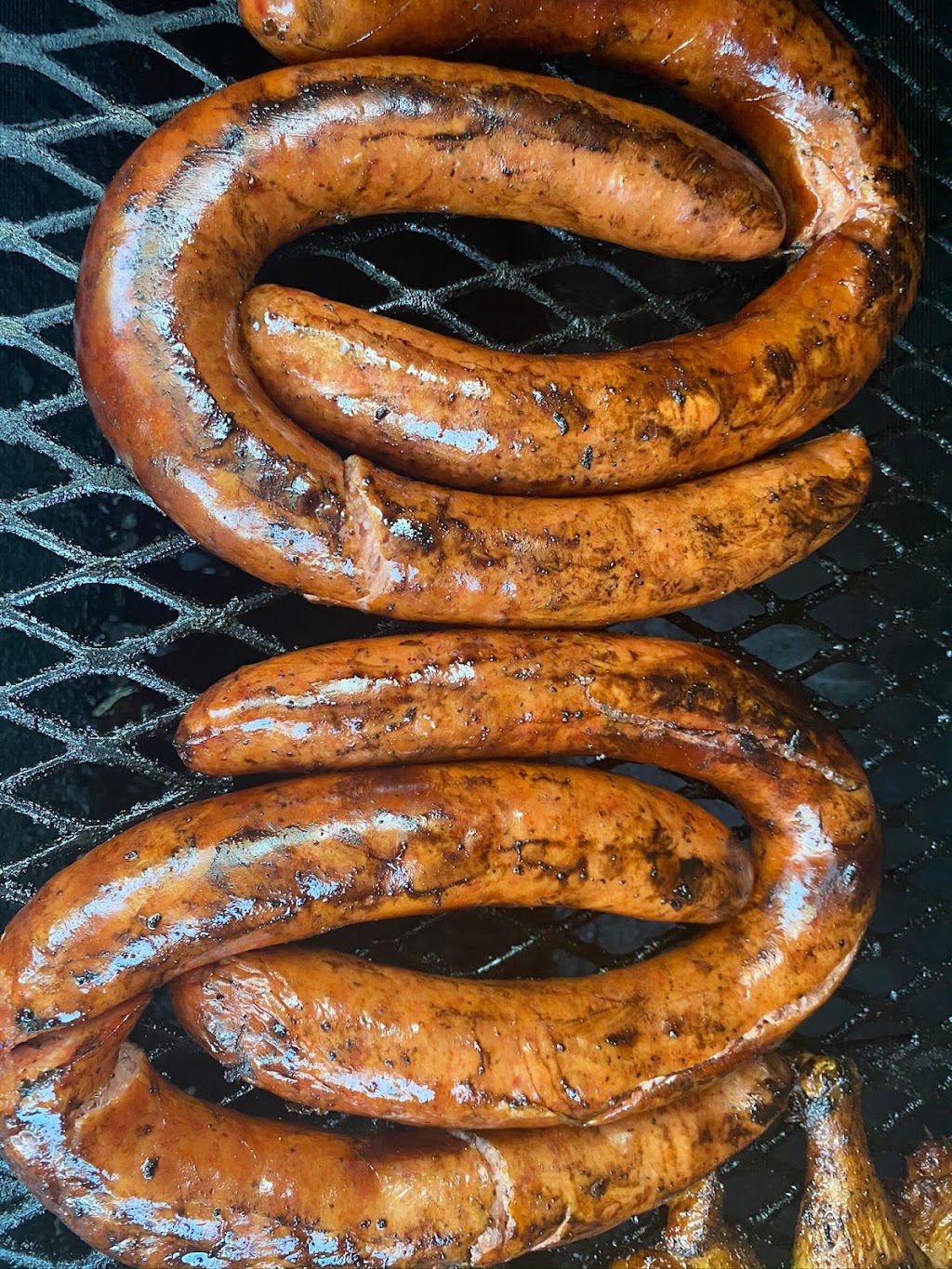 CAZQ Texas BBQ & More | restaurant | 410 W 7th St, Taylor, TX 76574, USA | 5129001645 OR +1 512-900-1645