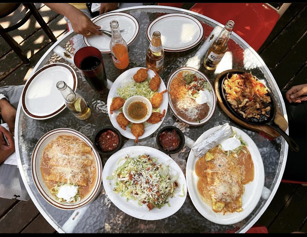 La Cocina Michoacana | restaurant | 43143 CA-299, Fall River Mills, CA 96028, USA | 5309998543 OR +1 530-999-8543