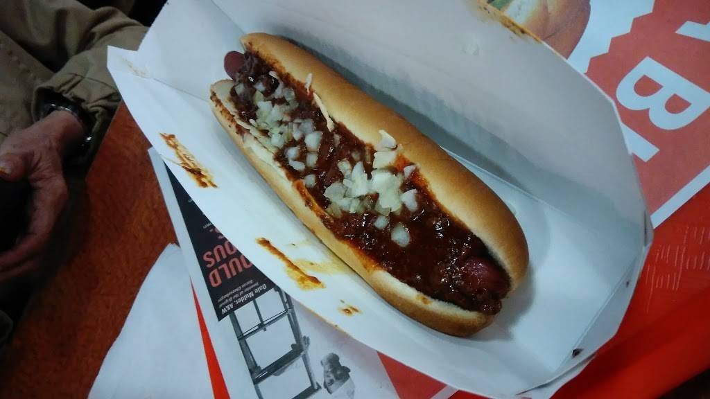 A&W Restaurant | restaurant | 8200 Vineland Ave #1169, Orlando, FL 32821, USA | 4072399931 OR +1 407-239-9931