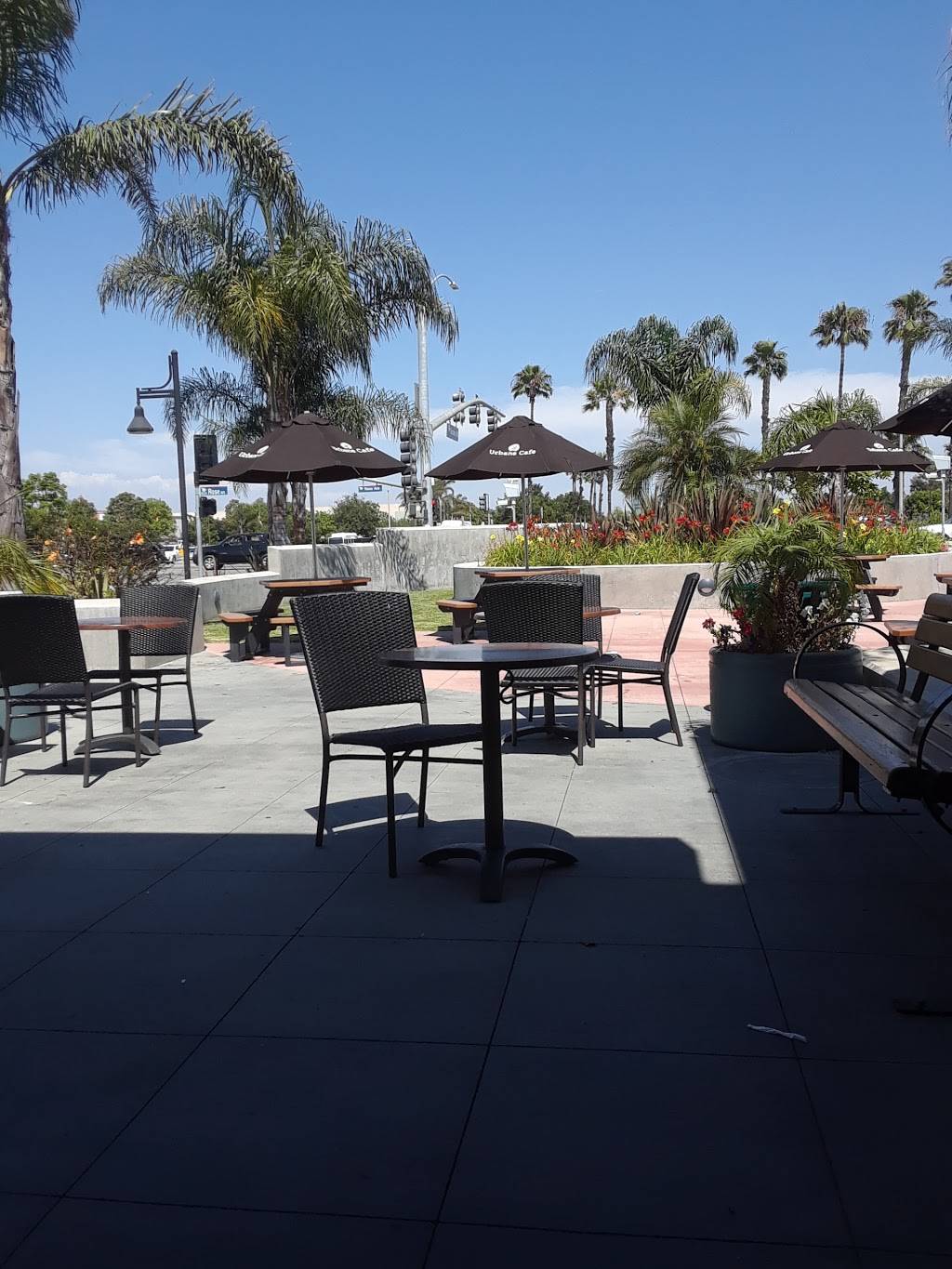 Urbane Cafe | meal takeaway | 1750 E Gonzales Rd, Oxnard, CA 93030, USA | 8054854200 OR +1 805-485-4200