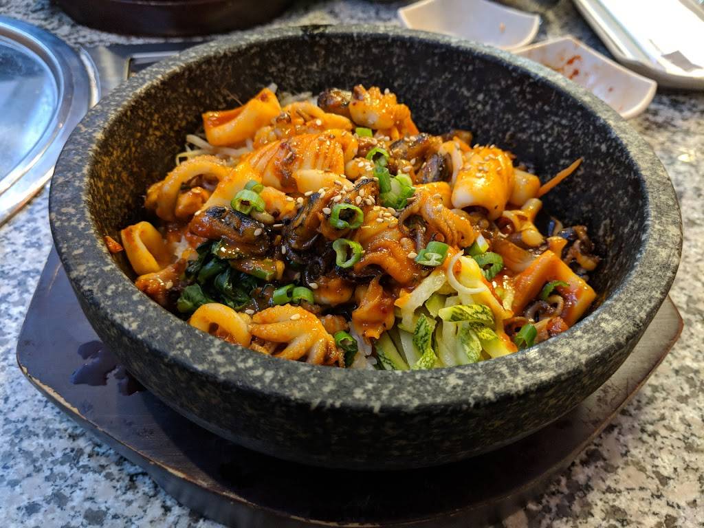 Star BBQ | restaurant | 1209 Savoy Plaza Ln, Savoy, IL 61874, USA | 2173567777 OR +1 217-356-7777