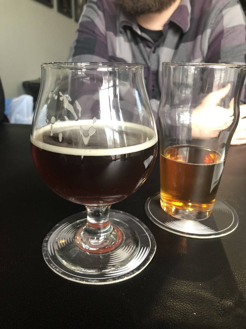 Chilly Water Tap Room | restaurant | 4155 Boulevard Pl, Indianapolis, IN 46208, USA | 3174265731 OR +1 317-426-5731