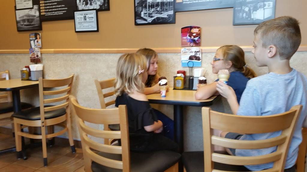 Dairy Queen Grill & Chill | restaurant | 3303 Lincolnway E, Mishawaka, IN 46544, USA | 5742595262 OR +1 574-259-5262