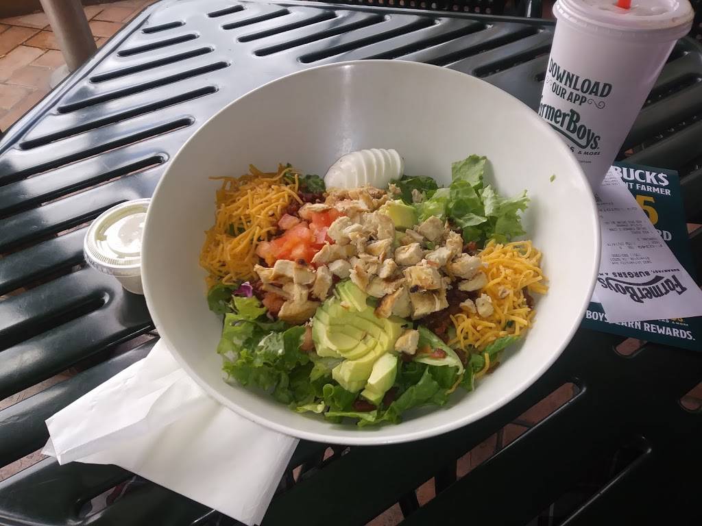 Farmer Boys | restaurant | 3400 University Ave, Riverside, CA 92501, USA | 9516800900 OR +1 951-680-0900