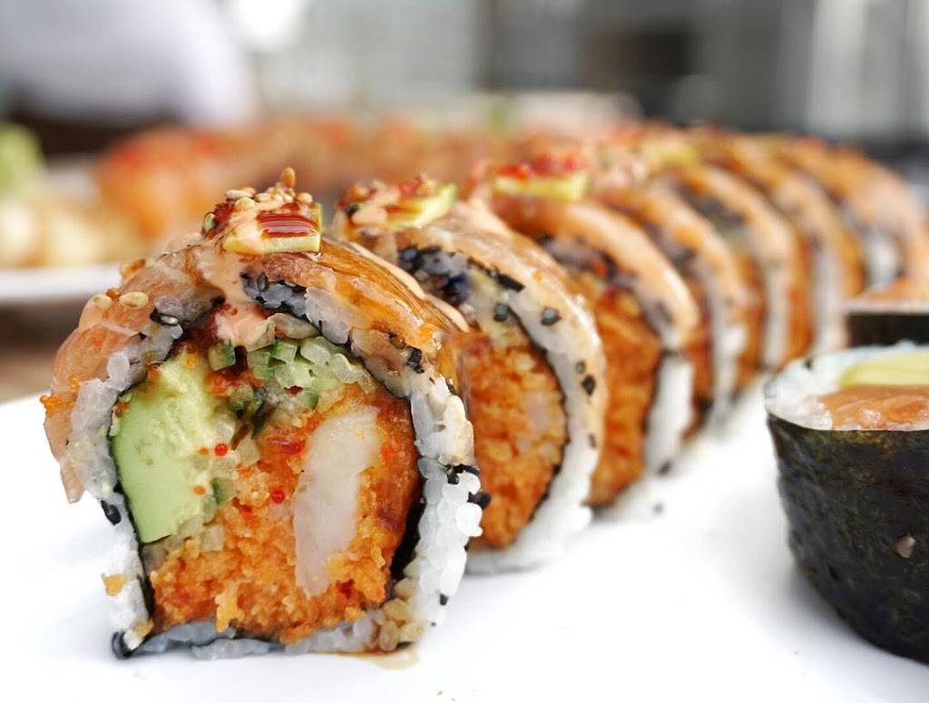 Mi-Ne Sushi | restaurant | 325 Bremner Blvd, Toronto, ON M5V 3V3, Canada | 4166231975 OR +1 416-623-1975