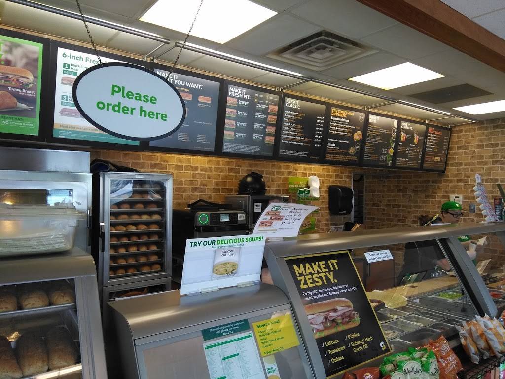 Subway Restaurants | restaurant | 3600 N Hobart Rd, Hobart, IN 46342, USA | 2199621149 OR +1 219-962-1149