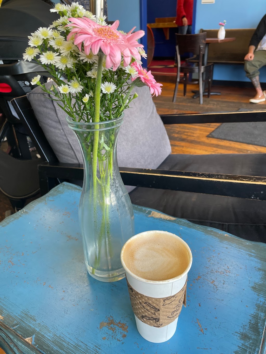 Blue Dot Cafe & Coffee Bar | cafe | 1910 Encinal Ave, Alameda, CA 94501, USA | 5105232583 OR +1 510-523-2583