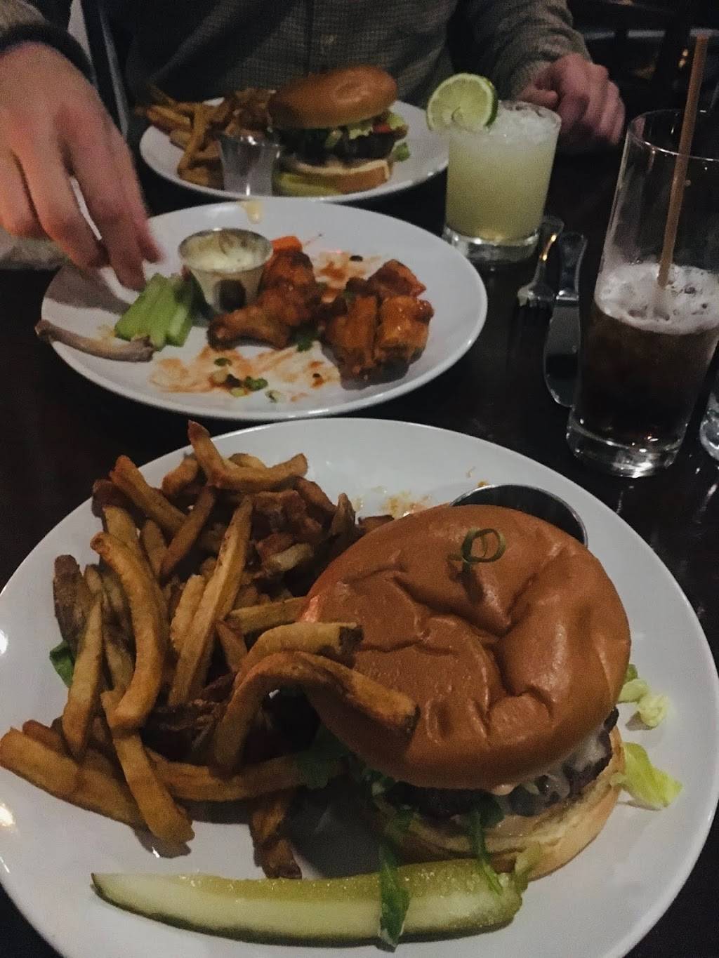 Blackbird Bistro | restaurant | 1037 S Craftsbury Rd, Craftsbury, VT 05826, USA | 8025862400 OR +1 802-586-2400