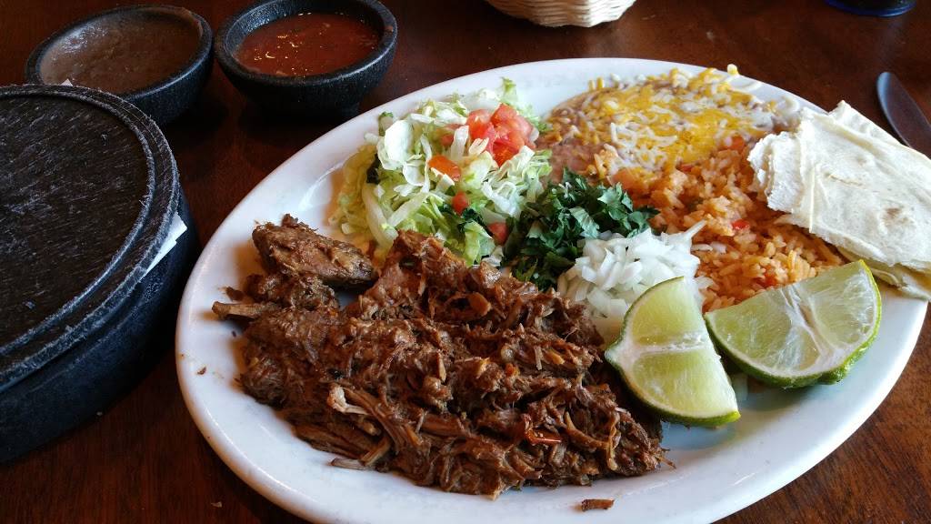 Real De Minas Mexican Grill | restaurant | 15795 E Briarwood Cir, Aurora, CO 80016, USA | 3037662207 OR +1 303-766-2207