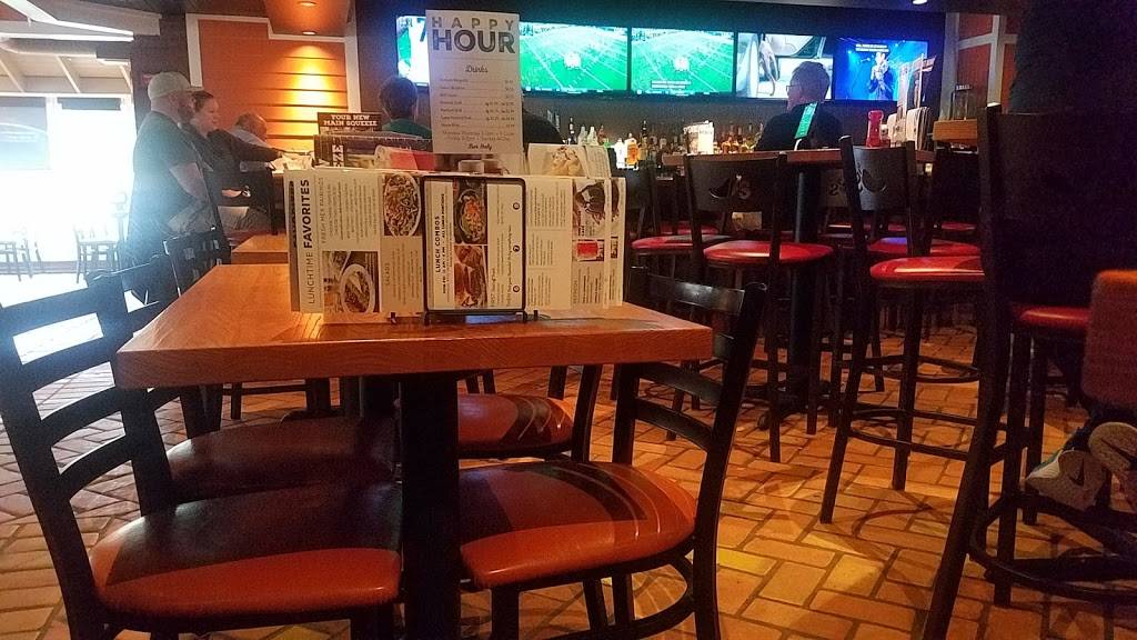 Chilis Grill & Bar | meal takeaway | 27407 Bellogente, Mission Viejo, CA 92691, USA | 9493642207 OR +1 949-364-2207