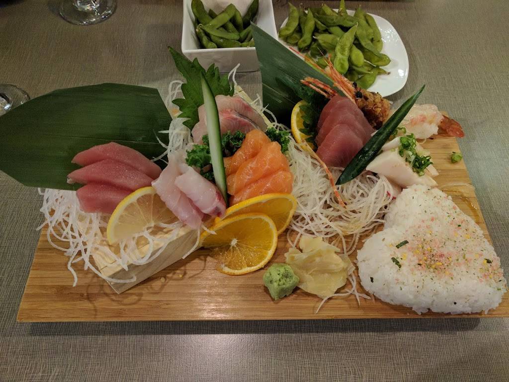 Huku Japanese Bistro | restaurant | 417 Mace Blvd D, Davis, CA 95618, USA | 5307500858 OR +1 530-750-0858