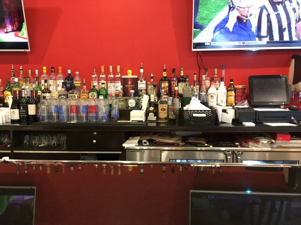 Winsor Dim Sum Cafe & Bar | restaurant | 706 Hancock St, Quincy, MA 02170, USA | 6174815383 OR +1 617-481-5383