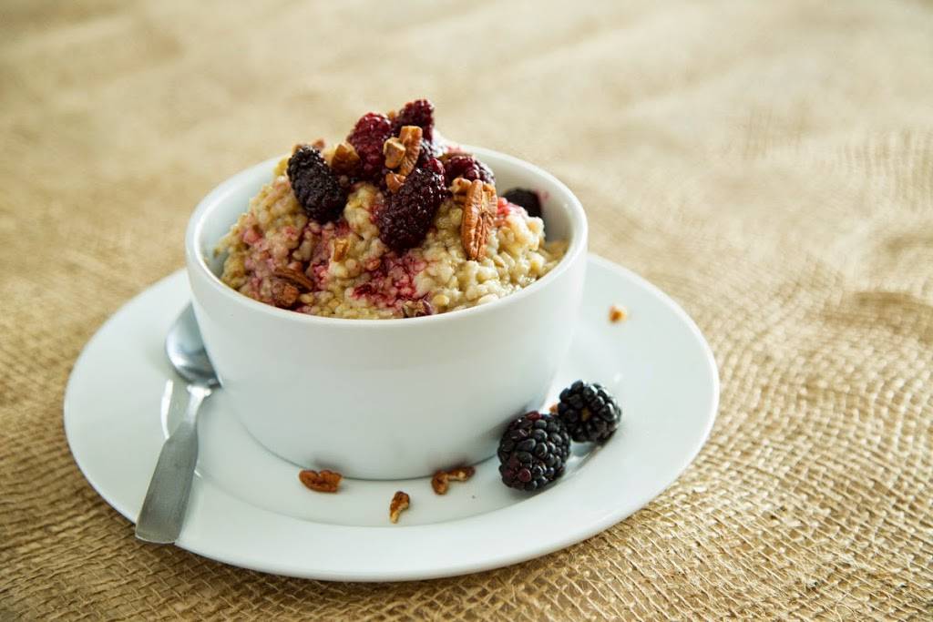 Blackberry Market | cafe | 401 N Main St, Glen Ellyn, IL 60137, USA | 6304749149 OR +1 630-474-9149