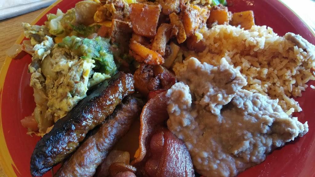 Bella Nitas | restaurant | 2684 Shaffer Rd, Atwater, CA 95301, USA | 2093588891 OR +1 209-358-8891