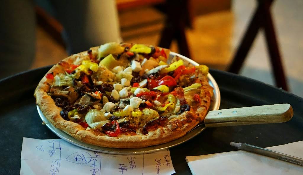 Hideaway Pizza | restaurant | 5501 Northwest Expy, Warr Acres, OK 73132, USA | 4056037177 OR +1 405-603-7177