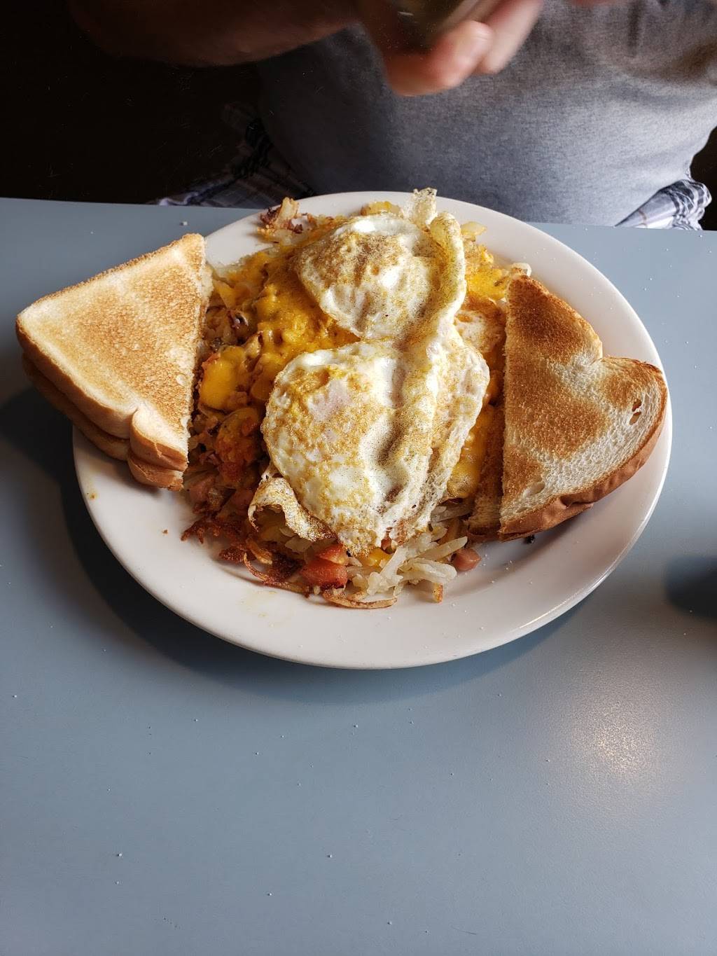 Cotton Inn Restaurant | restaurant | 4635 W Keiser Ave, Osceola, AR 72370, USA | 8706225800 OR +1 870-622-5800