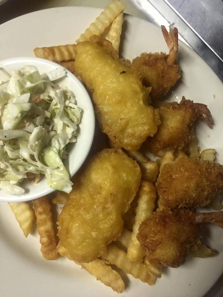 Mayos Bar and Grill | restaurant | 3820 Brainerd Rd, Chattanooga, TN 37411, USA | 4236240034 OR +1 423-624-0034