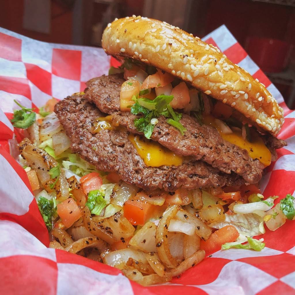 Filés Burgers | restaurant | 543 Ceralvo St, San Antonio, TX 78207, USA | 2102671330 OR +1 210-267-1330