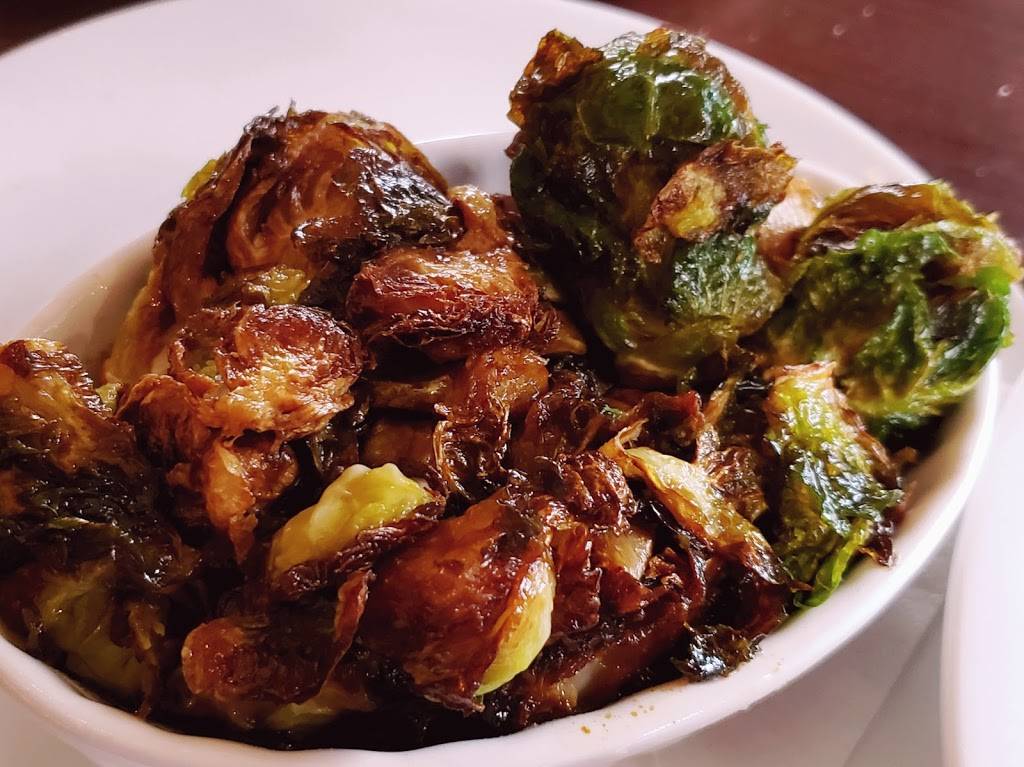 Nikos R & R Supper Club | restaurant | 7509 S Grant Hwy, Marengo, IL 60152, USA | 8155062055 OR +1 815-506-2055