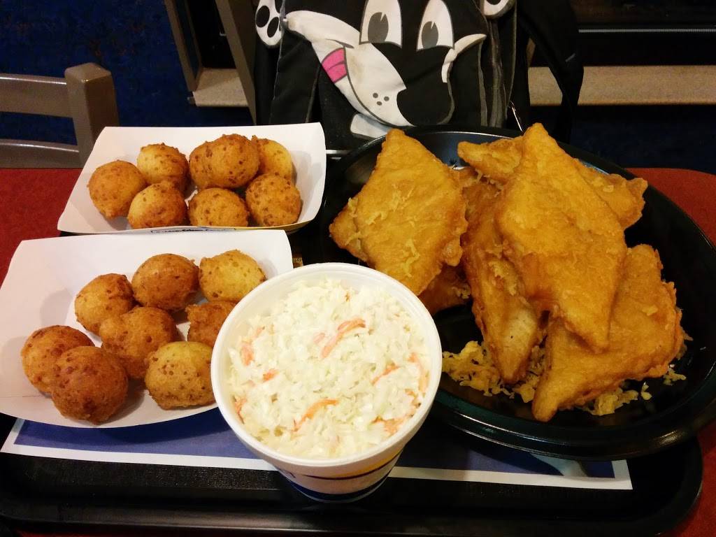 Long John Silvers | restaurant | 1700 N Broad St, Lansdale, PA 19446, USA | 2158554210 OR +1 215-855-4210