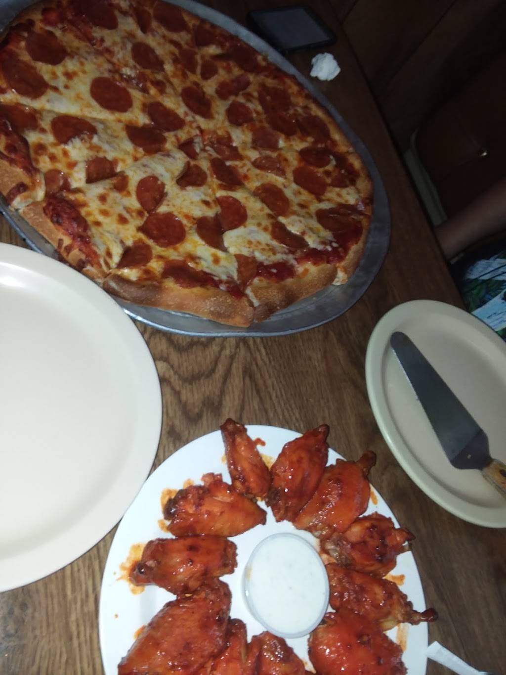 Mr Gs Pizza | restaurant | 418 Greens Rd, Houston, TX 77060, USA | 2818725455 OR +1 281-872-5455