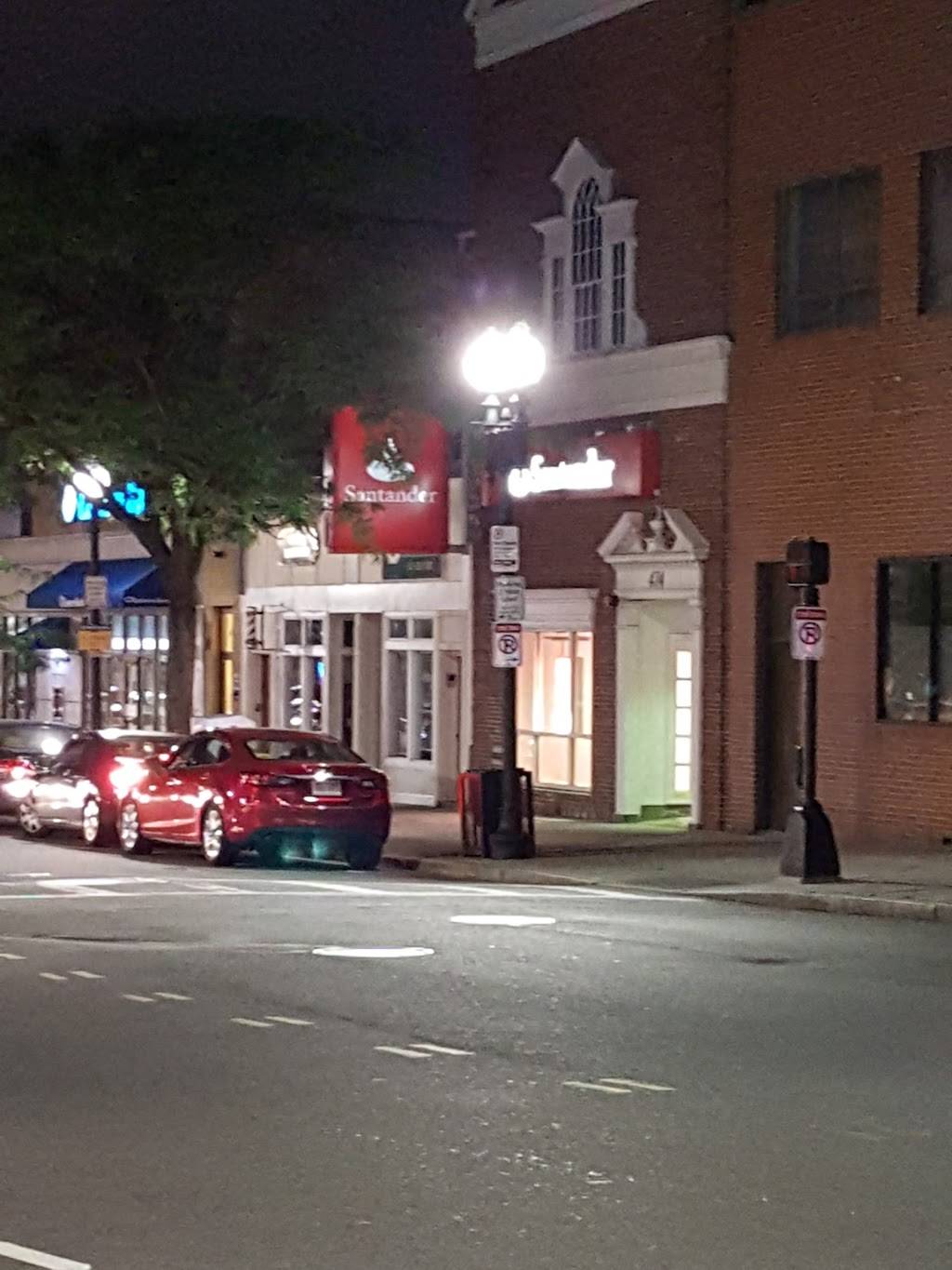 Amsterdam Cafe | cafe | 483 E Broadway, South Boston, MA 02127, USA | 6174646488 OR +1 617-464-6488