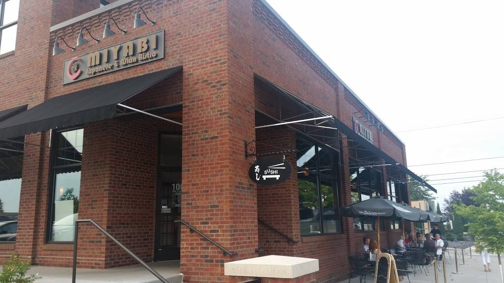 Miyabi Sushi & Asian Bistro | restaurant | 400 Water St #100, Excelsior, MN 55331, USA | 9528554000 OR +1 952-855-4000