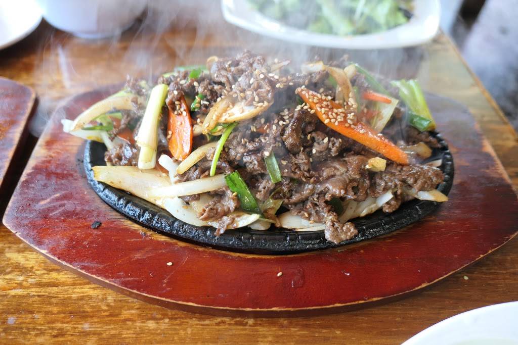 Oriental BBQ Chicken Town | restaurant | 6101 Telegraph Ave, Oakland, CA 94609, USA | 5105955338 OR +1 510-595-5338