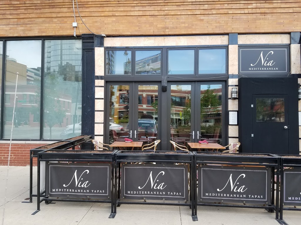 Nia | restaurant | 803 W Randolph St, Chicago, IL 60607, USA | 3122263110 OR +1 312-226-3110