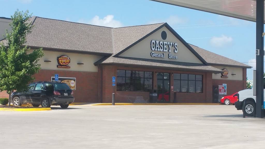 Caseys | meal takeaway | 1037 E Henri De Tonti Blvd, Springdale, AR 72762, USA | 4793064091 OR +1 479-306-4091