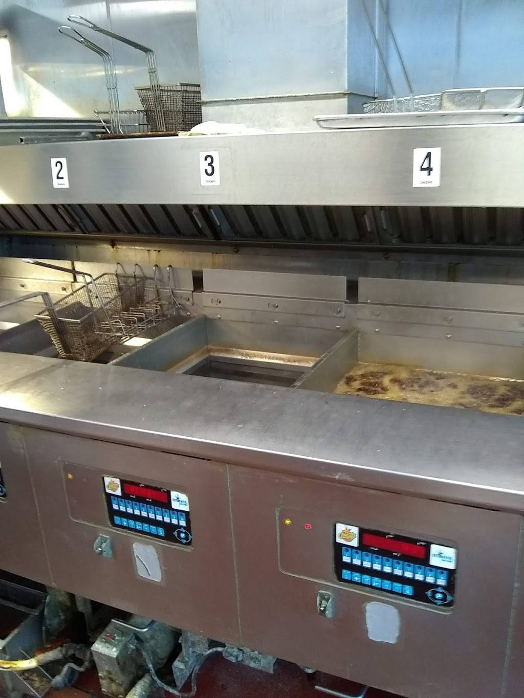 Subway Restaurants | restaurant | 11615 West Ave, San Antonio, TX 78213, USA | 2103490442 OR +1 210-349-0442