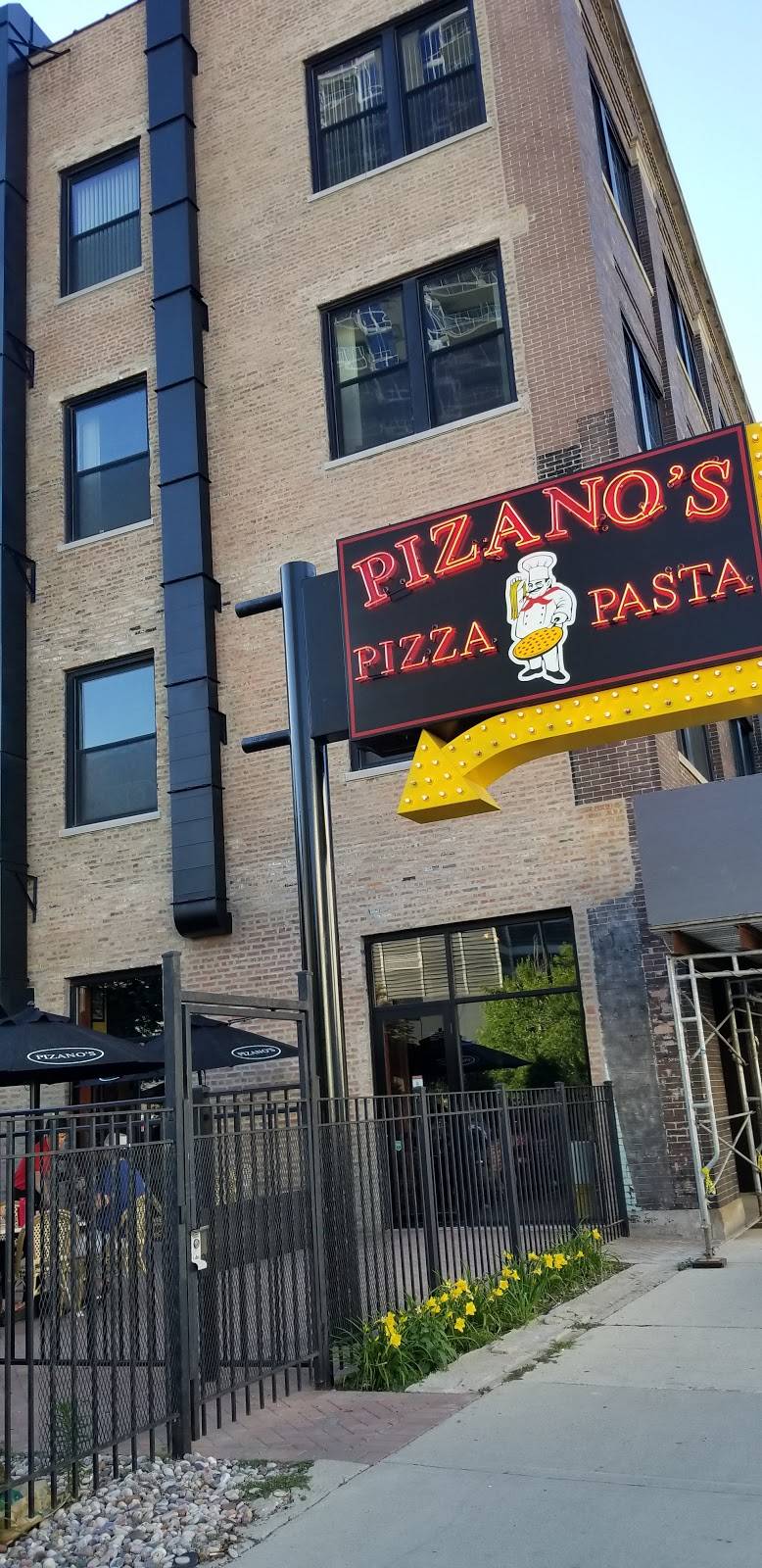 Pizanos Pizza & Pasta | restaurant | 2106 S Indiana Ave, Chicago, IL 60616, USA | 3128420777 OR +1 312-842-0777