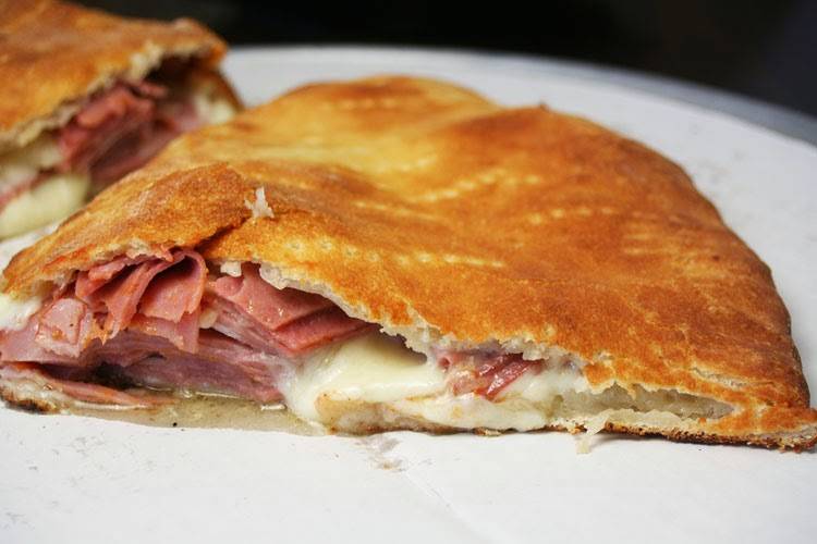 Dino’s Brick Oven Pizzeria | meal delivery | 389 Lowell St, Wakefield, MA 01880, USA | 7812451687 OR +1 781-245-1687