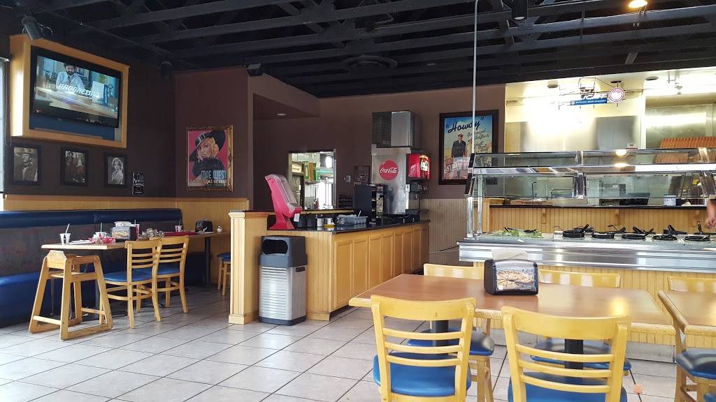 Straw Hat Pizza | meal takeaway | 510 4th St, Williams, CA 95987, USA | 5304735150 OR +1 530-473-5150