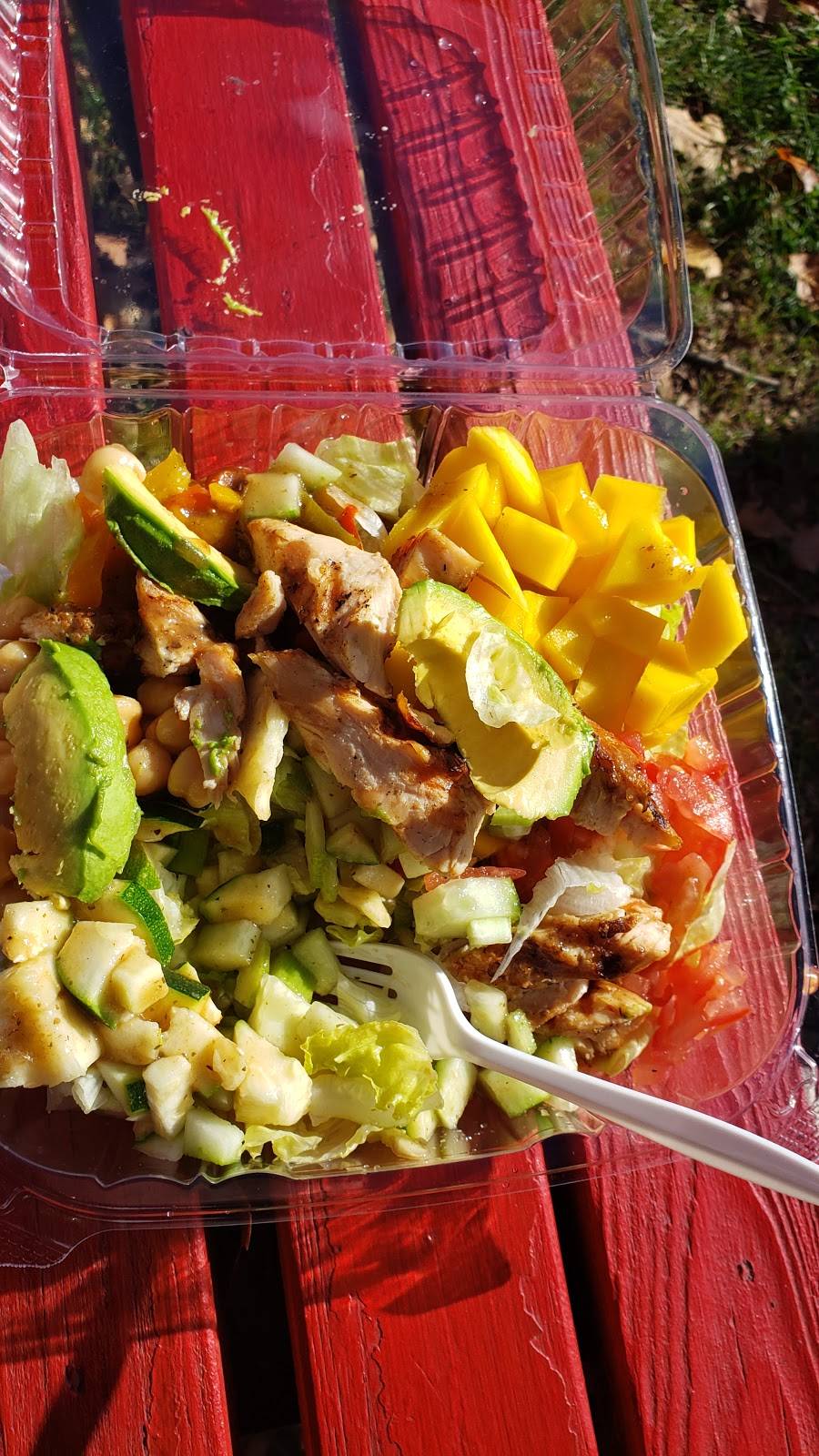 Isaros Farmers Market | restaurant | 642 Virginia Ave, Indianapolis, IN 46203, USA | 3174264916 OR +1 317-426-4916